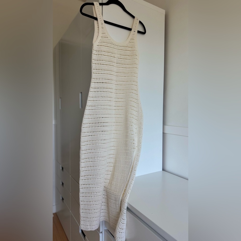 H&M Cream Sleeveless A-Line Midi Dress